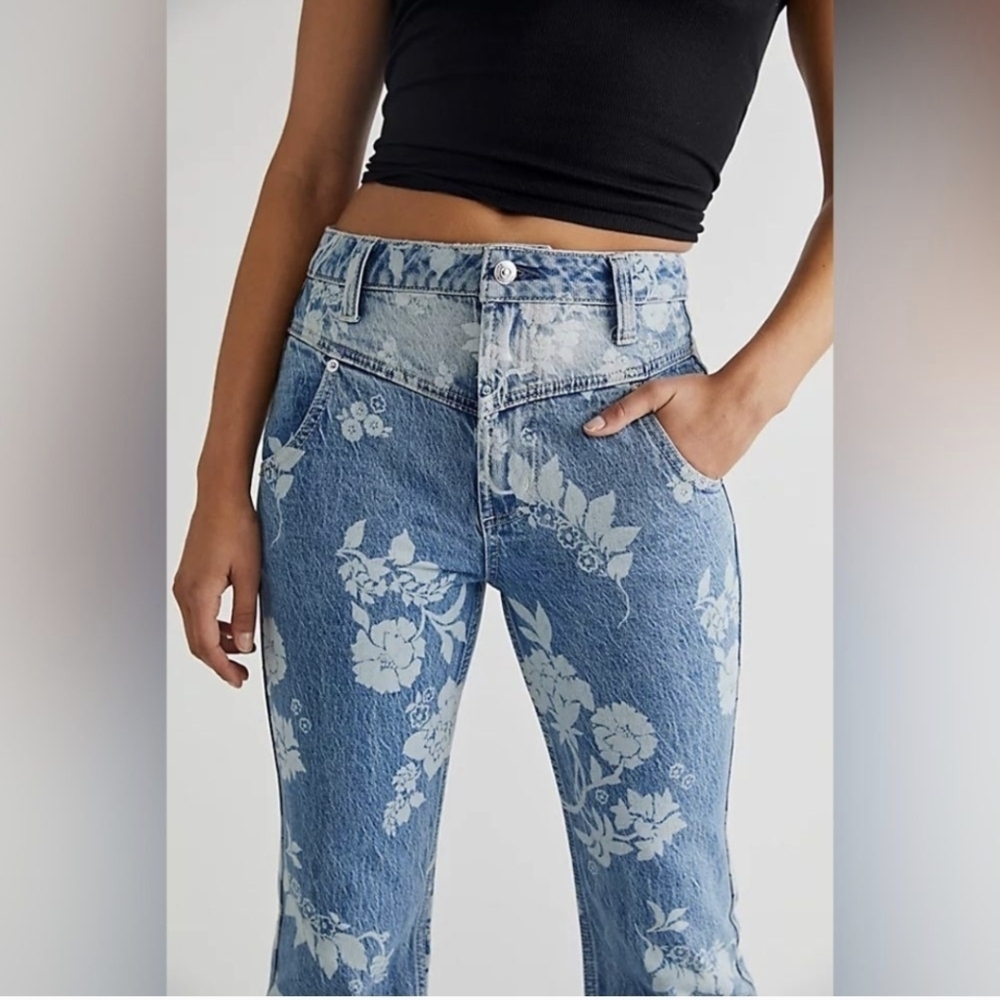 Free People Naomi Printed Flare Floral Wash Blue Western 29 NWOT - Picture 3 of 6